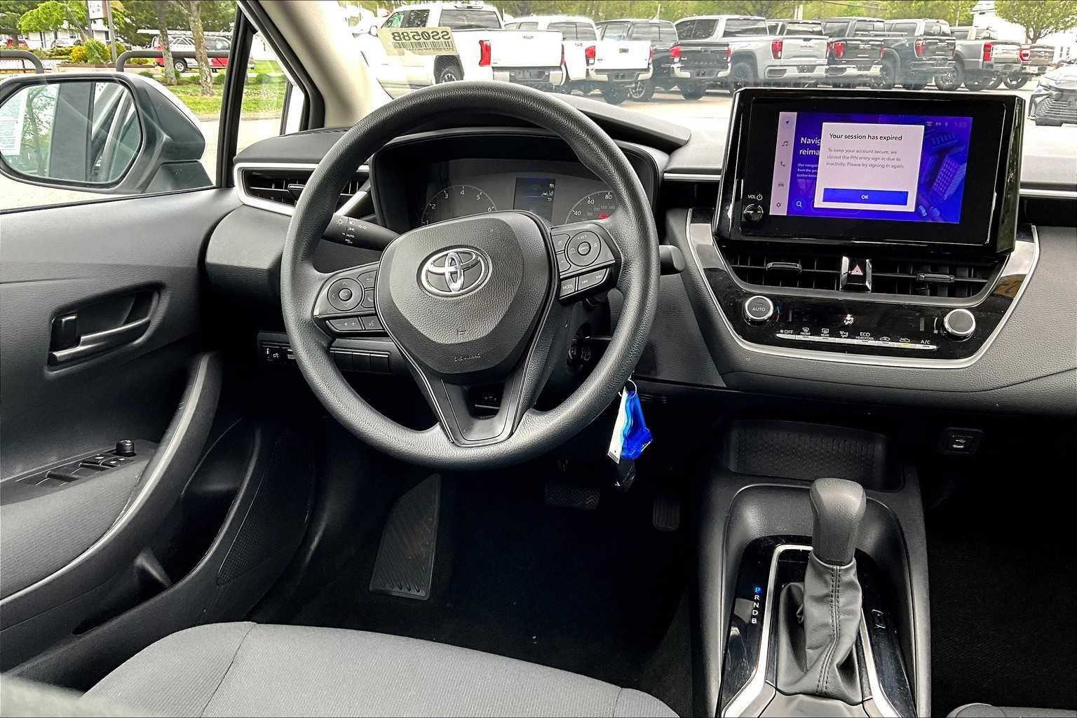 2024 Toyota Corolla LE - Photo 17