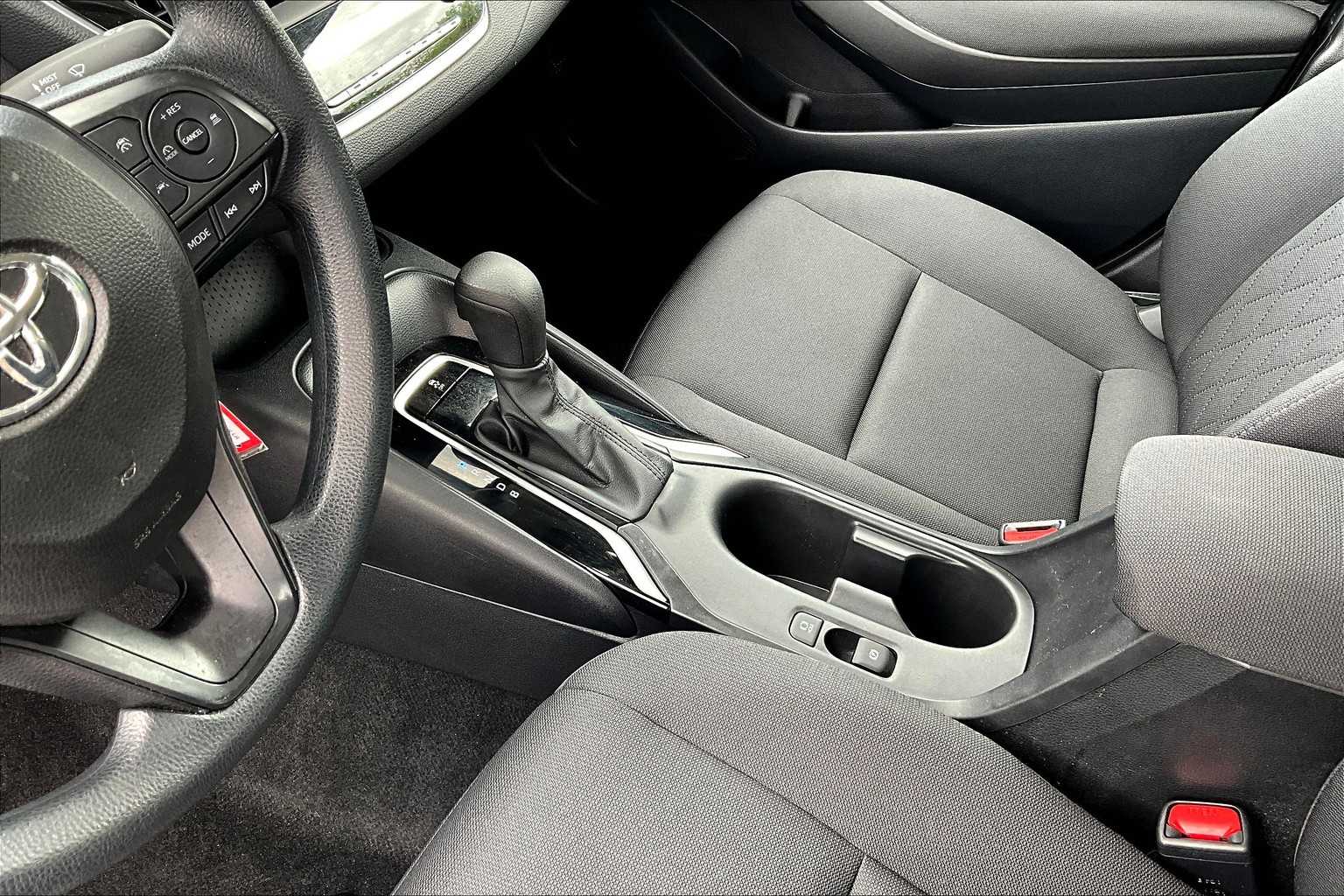 2024 Toyota Corolla LE - Photo 20