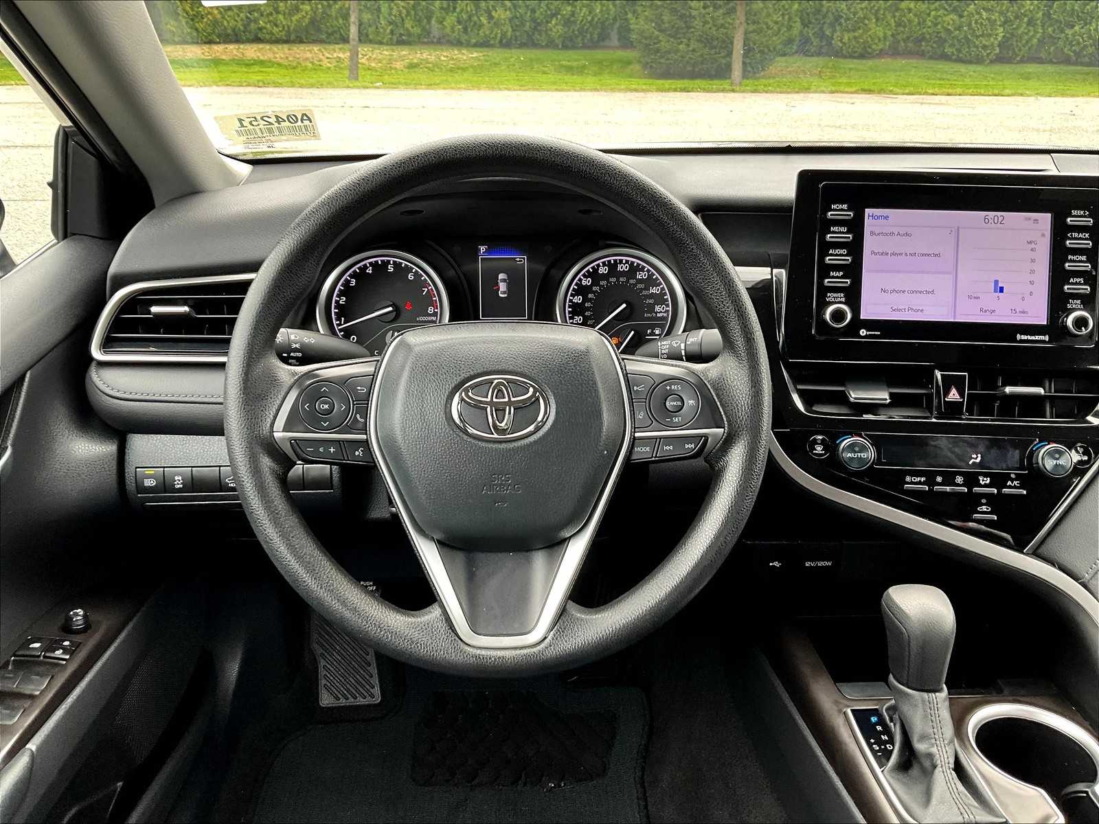 2024 Toyota Camry LE - Photo 17