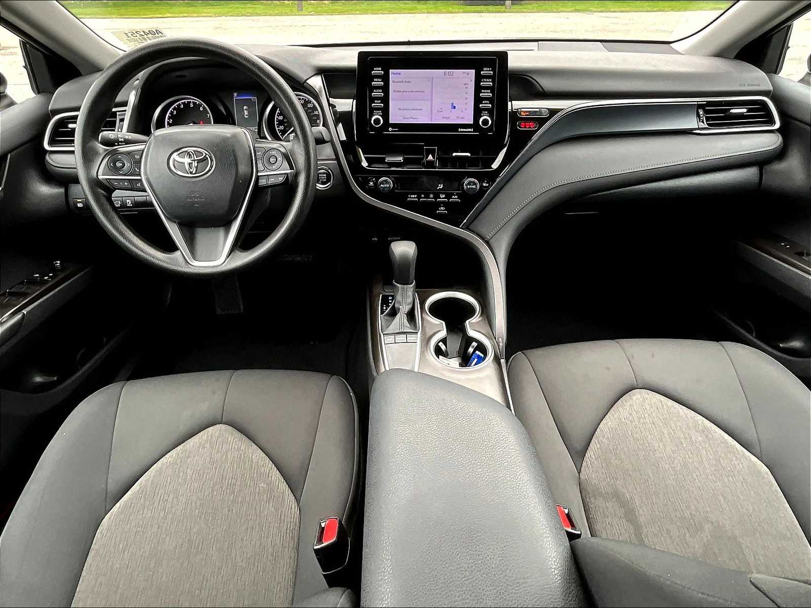 2024 Toyota Camry LE - Photo 21