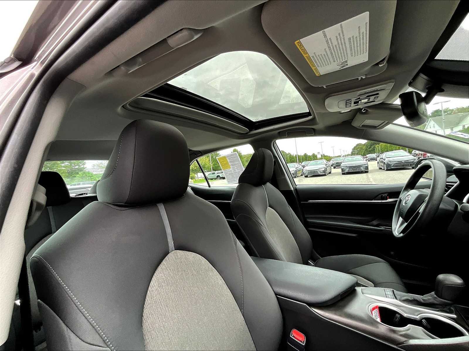 2024 Toyota Camry LE - Photo 22