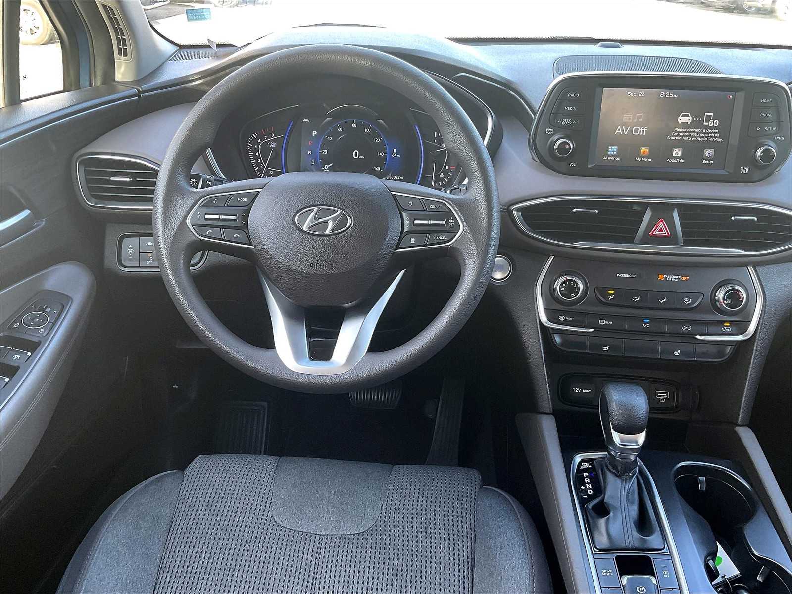 2020 Hyundai Santa Fe SEL - Photo 17