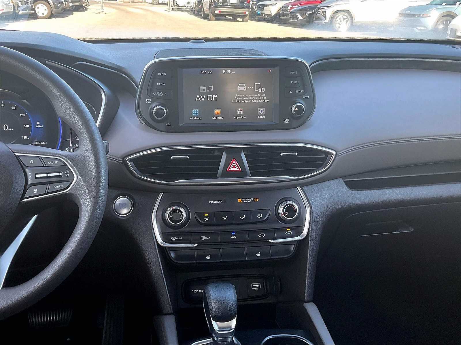 2020 Hyundai Santa Fe SEL - Photo 18
