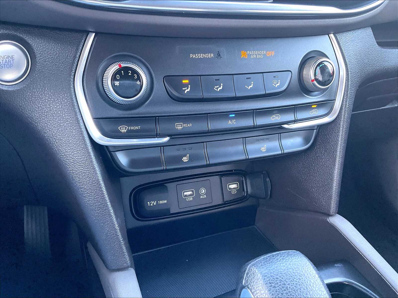 2020 Hyundai Santa Fe SEL - Photo 25
