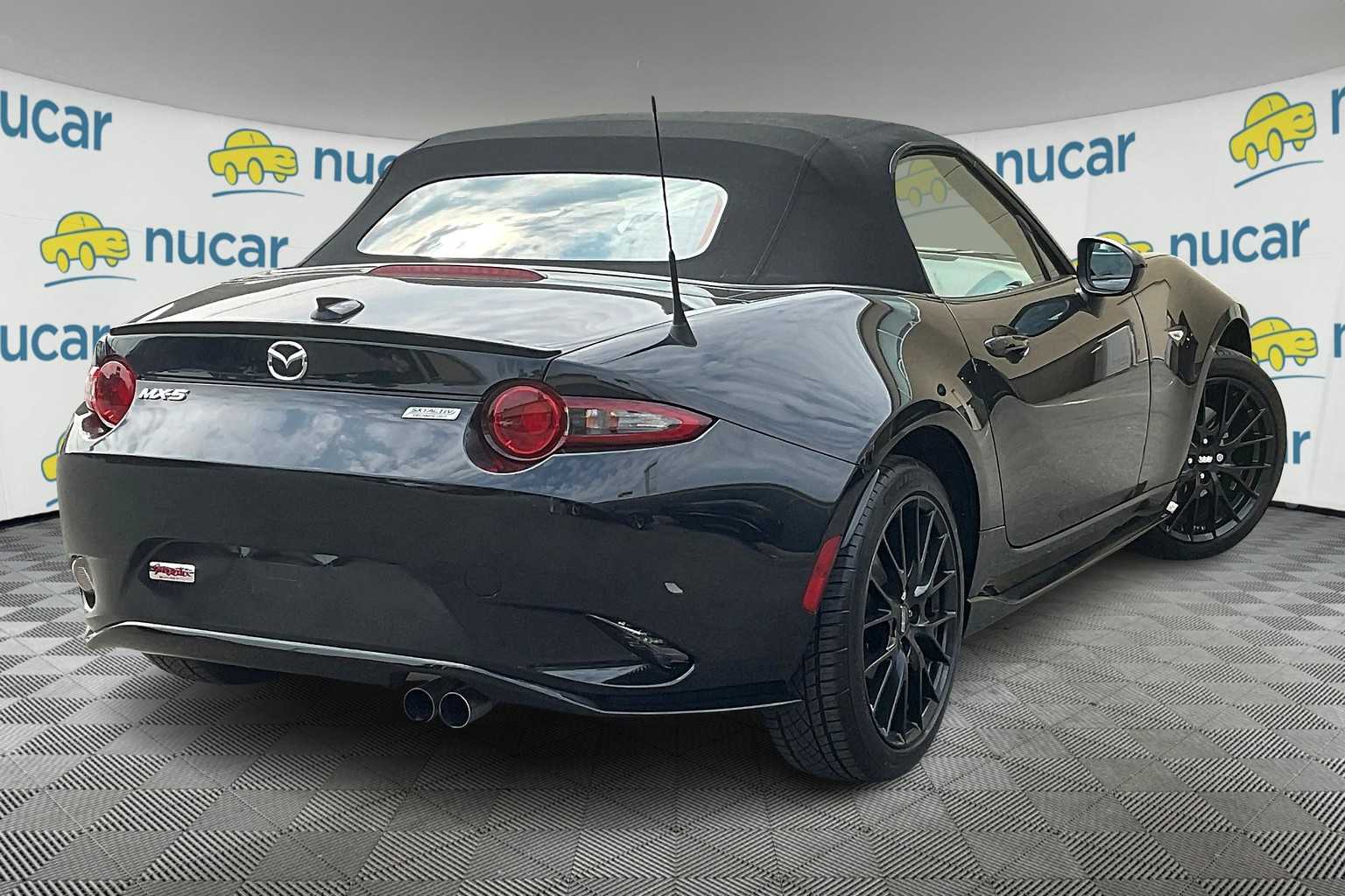2017 Mazda MX-5 Miata Club - Photo 6