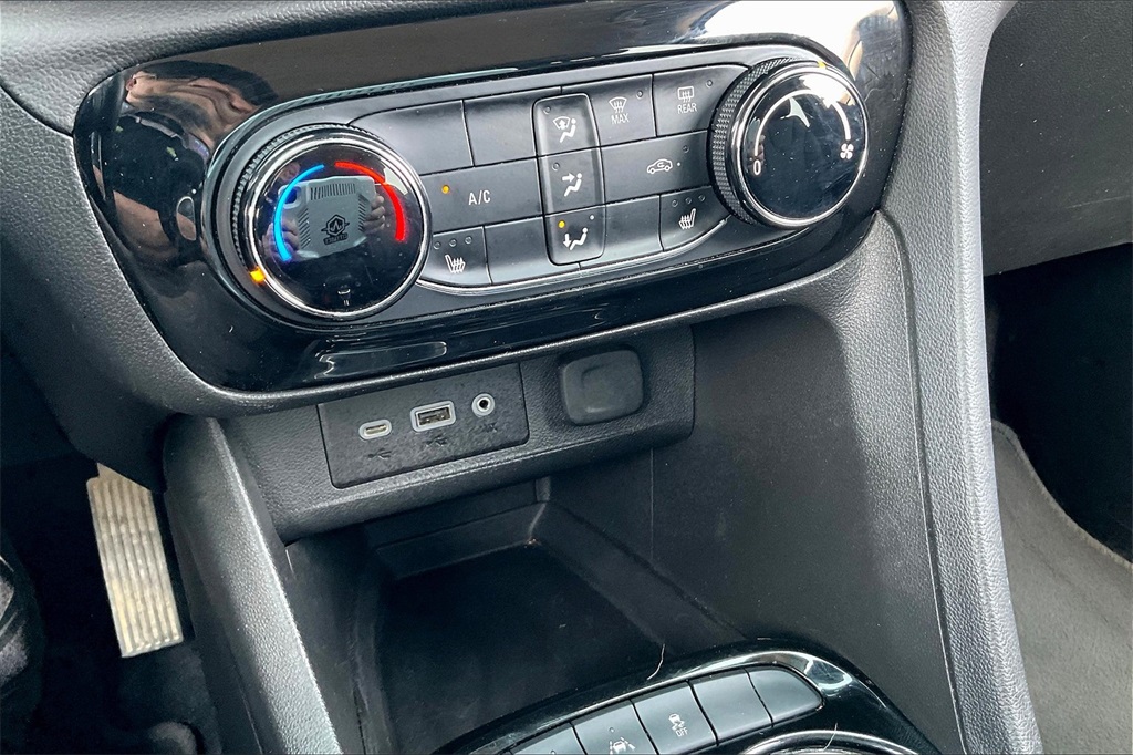 2022 Buick Encore GX Preferred - Photo 24
