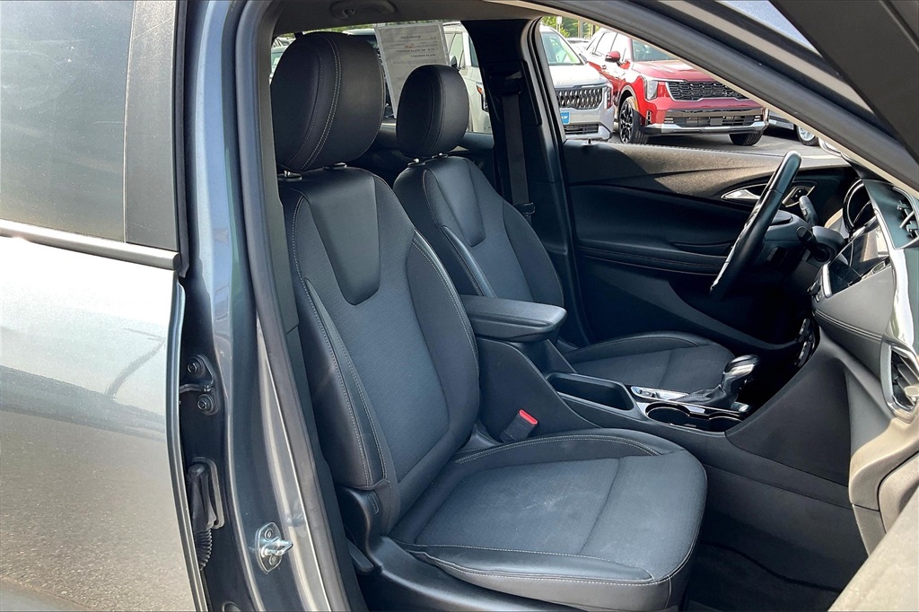 2022 Buick Encore GX Preferred - Photo 10