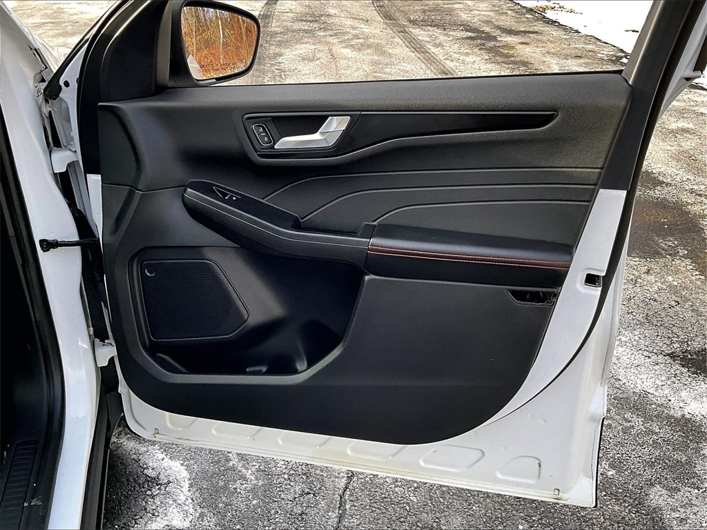 2022 Ford Escape SEL - Photo 12