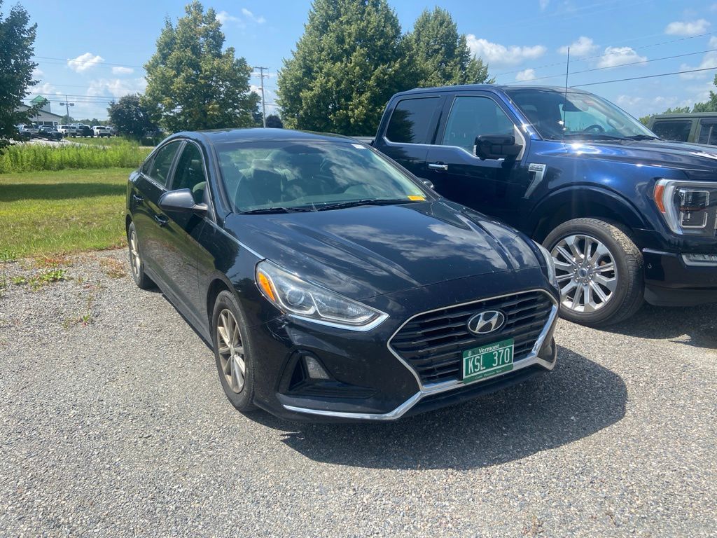 2018 Hyundai Sonata SE - Photo 1