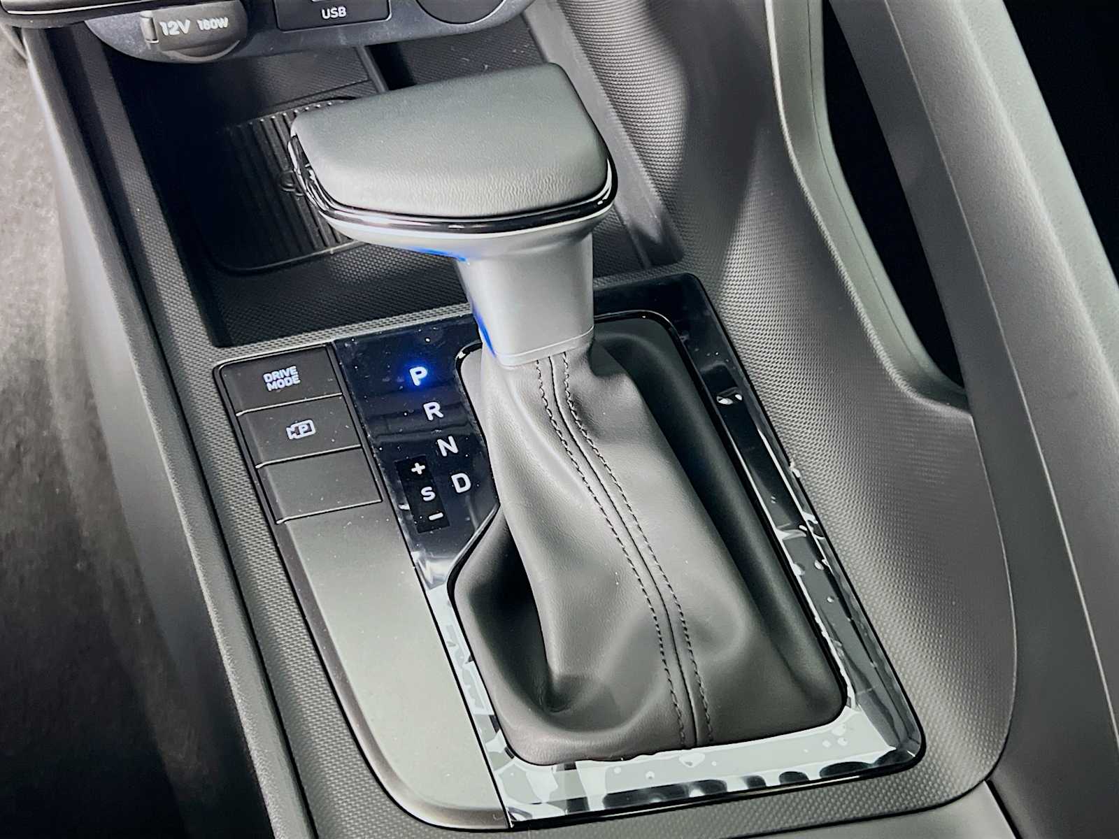 2025 Hyundai Elantra SEL Sport - Photo 22