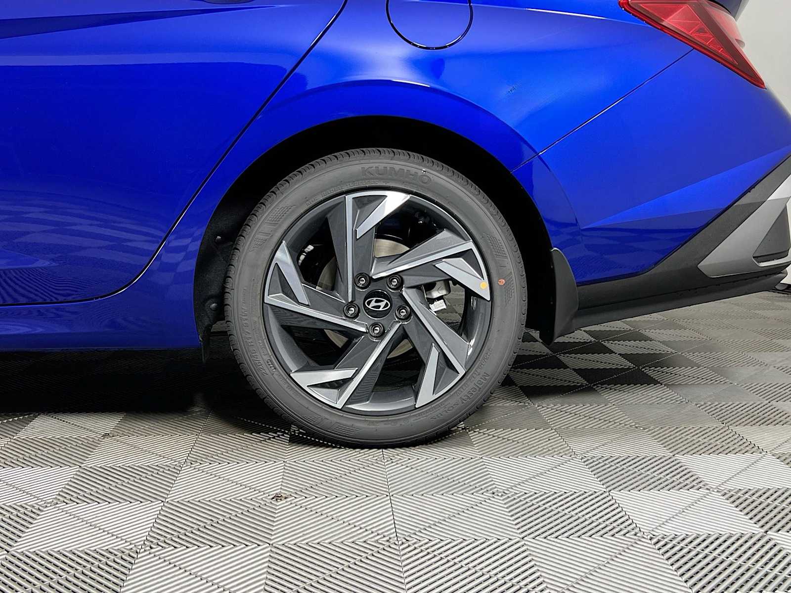 2025 Hyundai Elantra SEL Sport - Photo 35