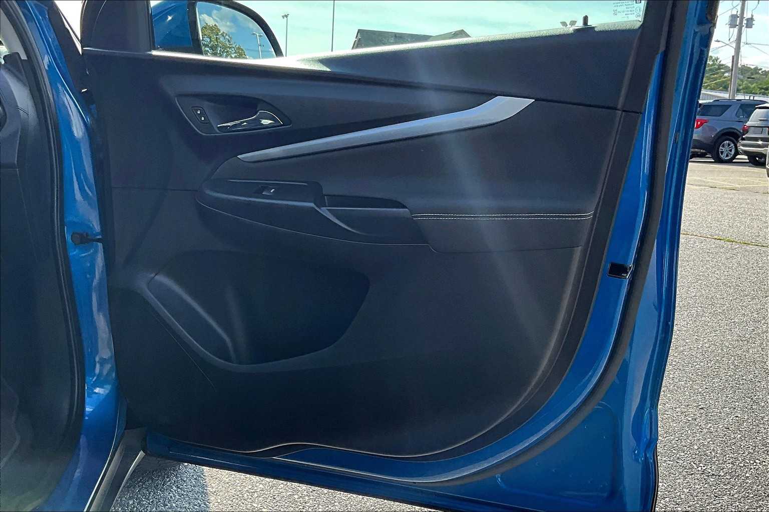 2022 Chevrolet Bolt EUV LT - Photo 12