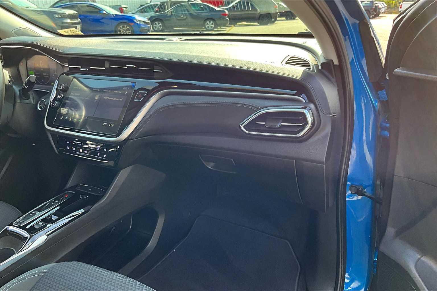 2022 Chevrolet Bolt EUV LT - Photo 13
