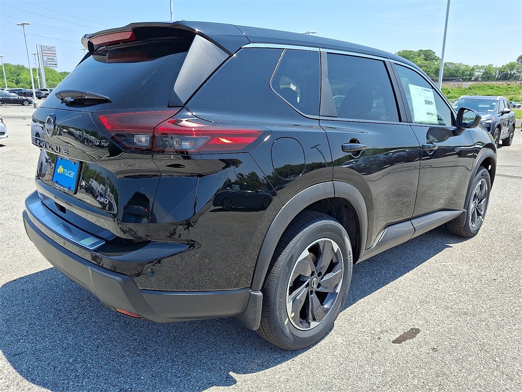 2025 Nissan Rogue SV - Photo 4
