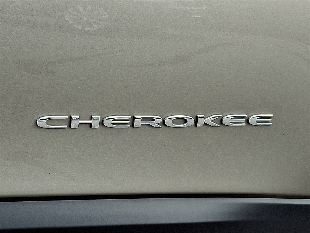 2020 Jeep Cherokee Altitude - Photo 29