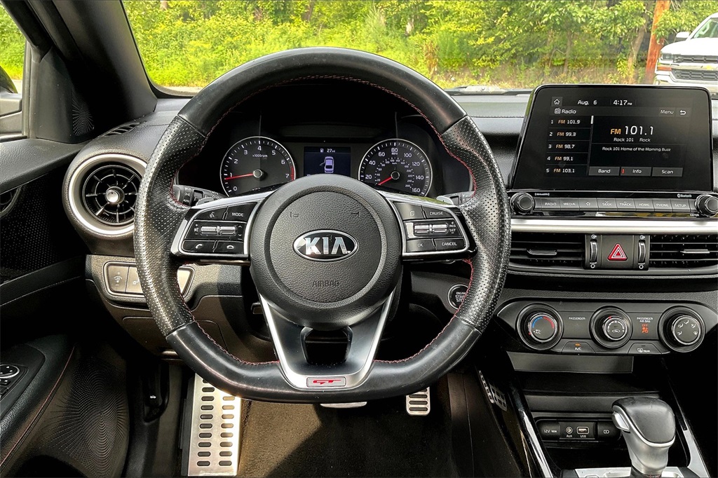 2021 Kia Forte GT - Photo 17