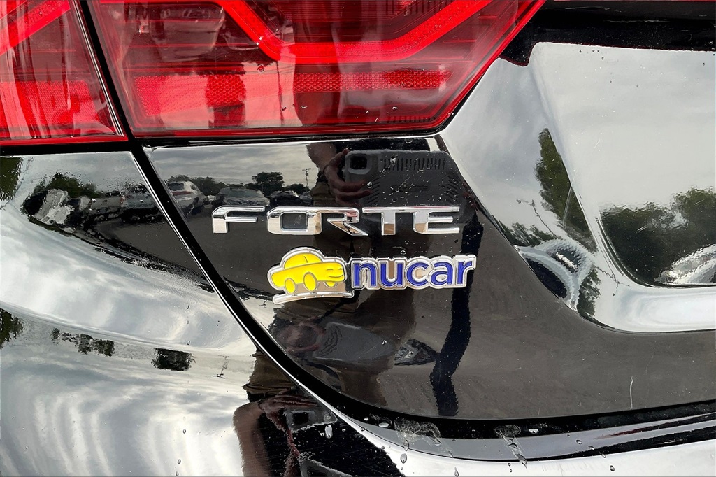 2021 Kia Forte GT - Photo 27