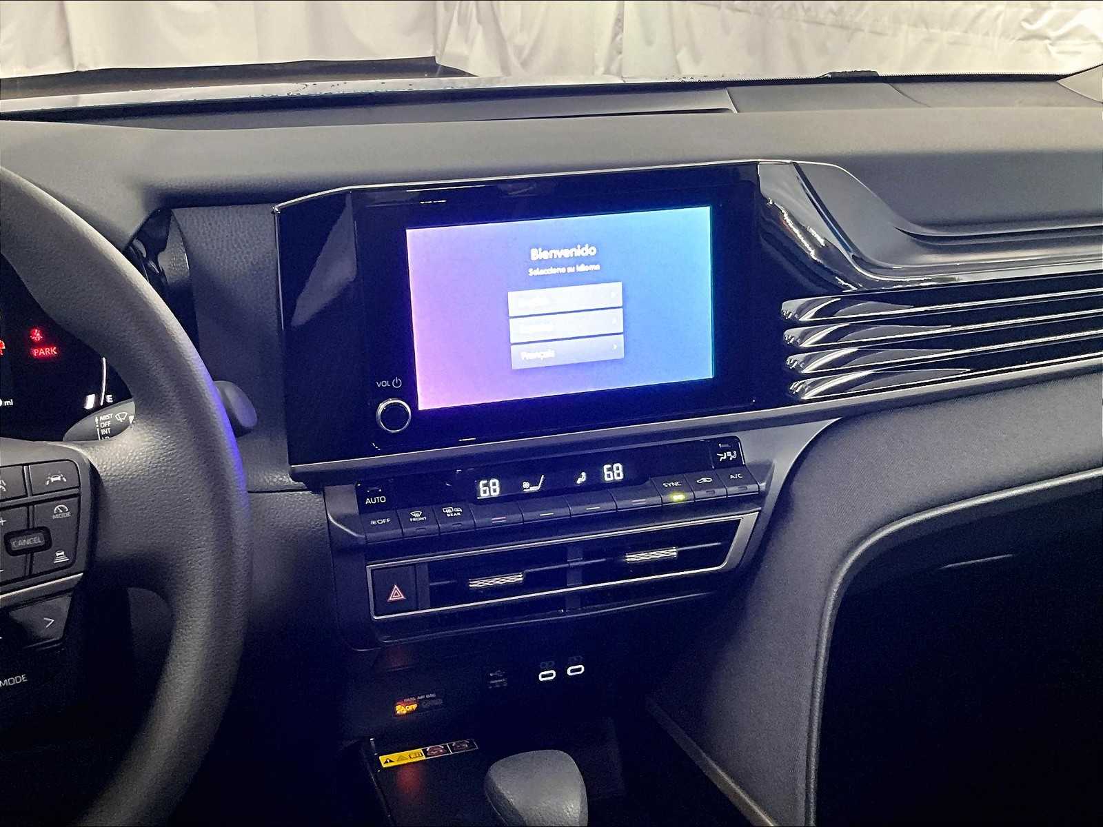 2026 Toyota Camry LE - Photo 13