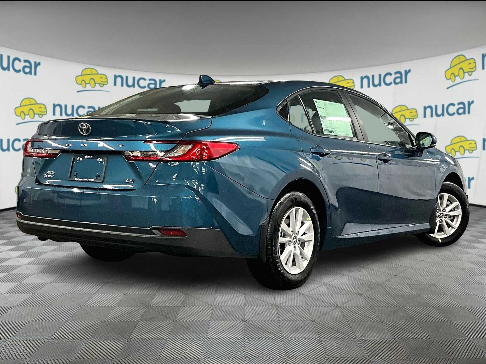 2026 Toyota Camry LE - Photo 7