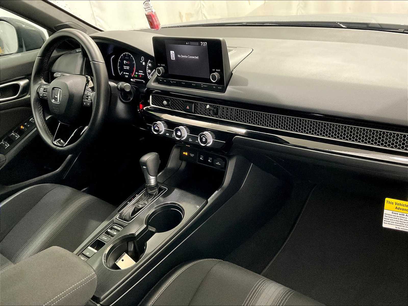 2025 Honda Civic Sport - Photo 14