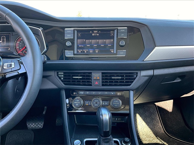 2020 Volkswagen Jetta 1.4T SE - Photo 17