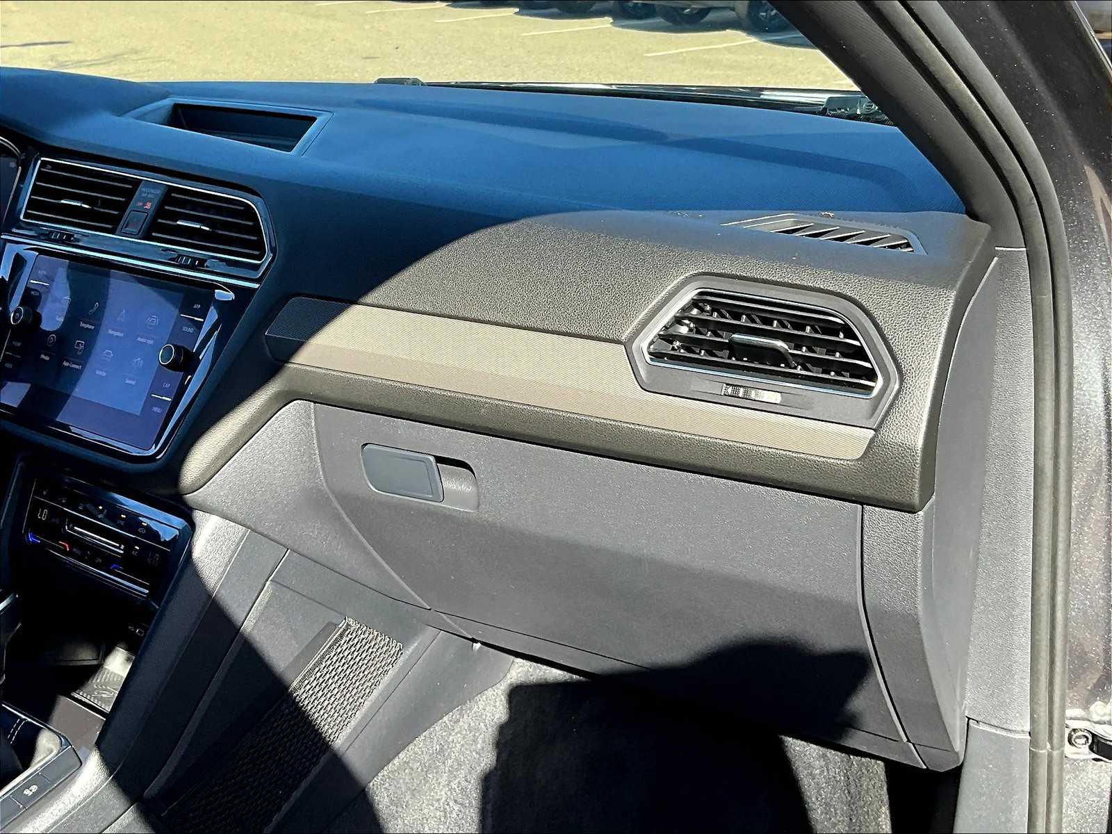 2022 Volkswagen Tiguan SE R-Line Black - Photo 13