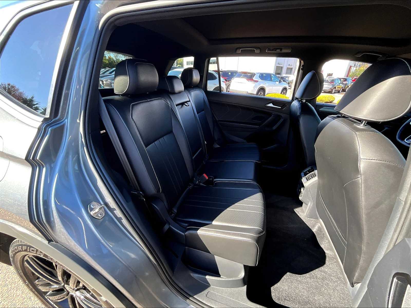2022 Volkswagen Tiguan SE R-Line Black - Photo 16
