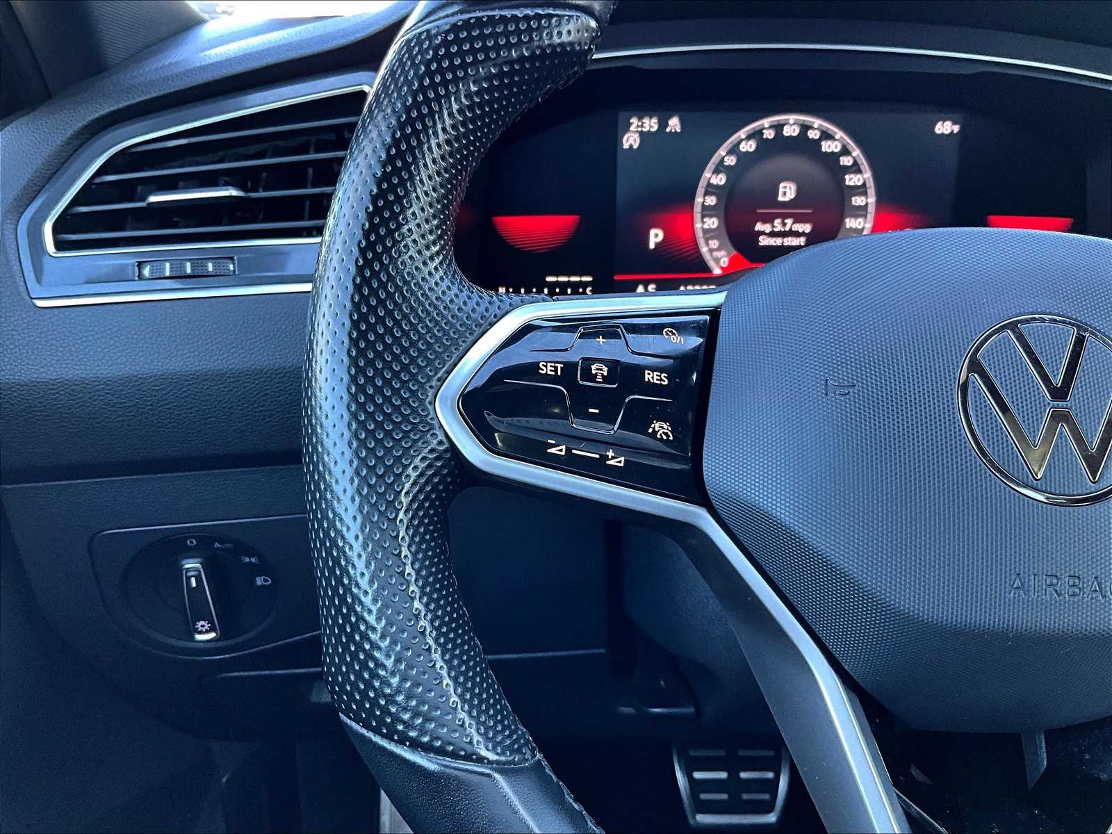 2022 Volkswagen Tiguan SE R-Line Black - Photo 23
