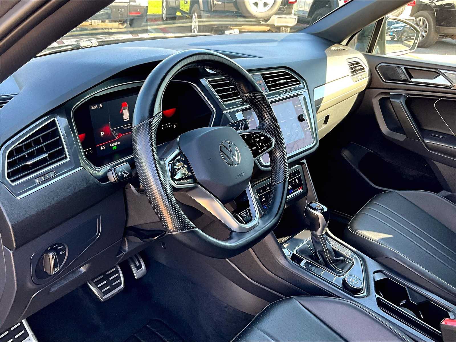 2022 Volkswagen Tiguan SE R-Line Black - Photo 8
