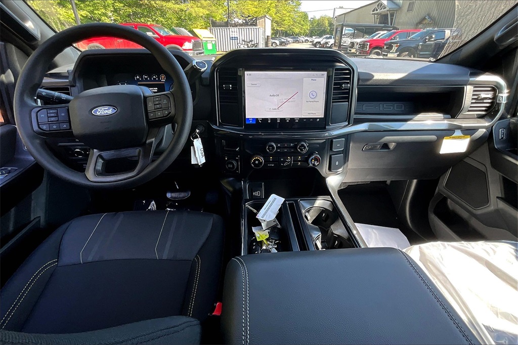 2025 Ford F-150 STX - Photo 6