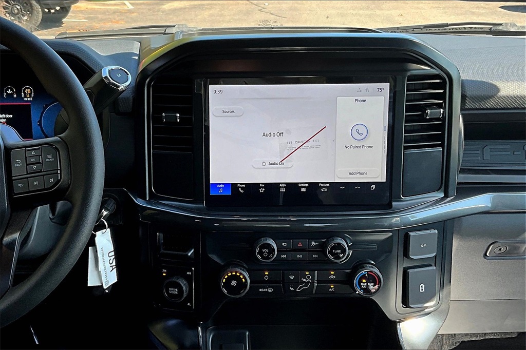 2025 Ford F-150 STX - Photo 8