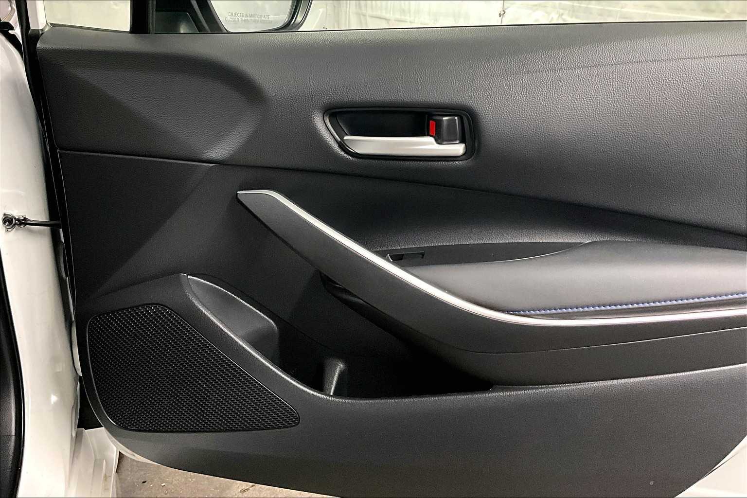 2022 Toyota Corolla SE - Photo 12