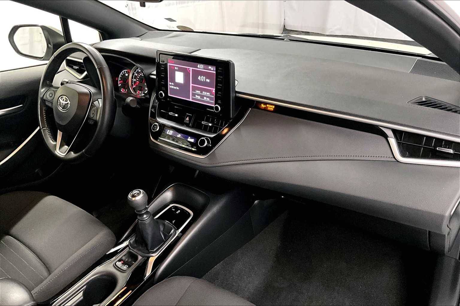 2022 Toyota Corolla SE - Photo 14