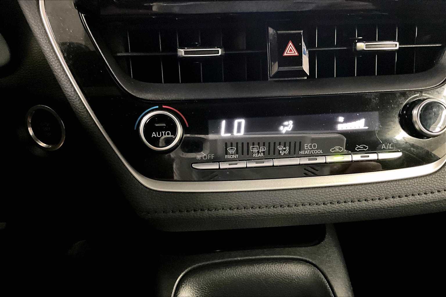 2022 Toyota Corolla SE - Photo 26