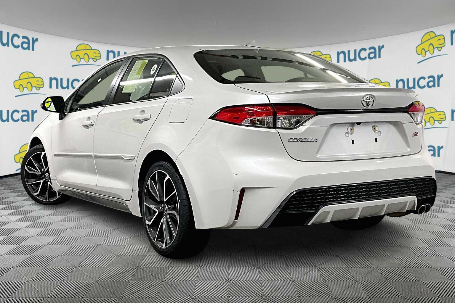 2022 Toyota Corolla SE - Photo 4