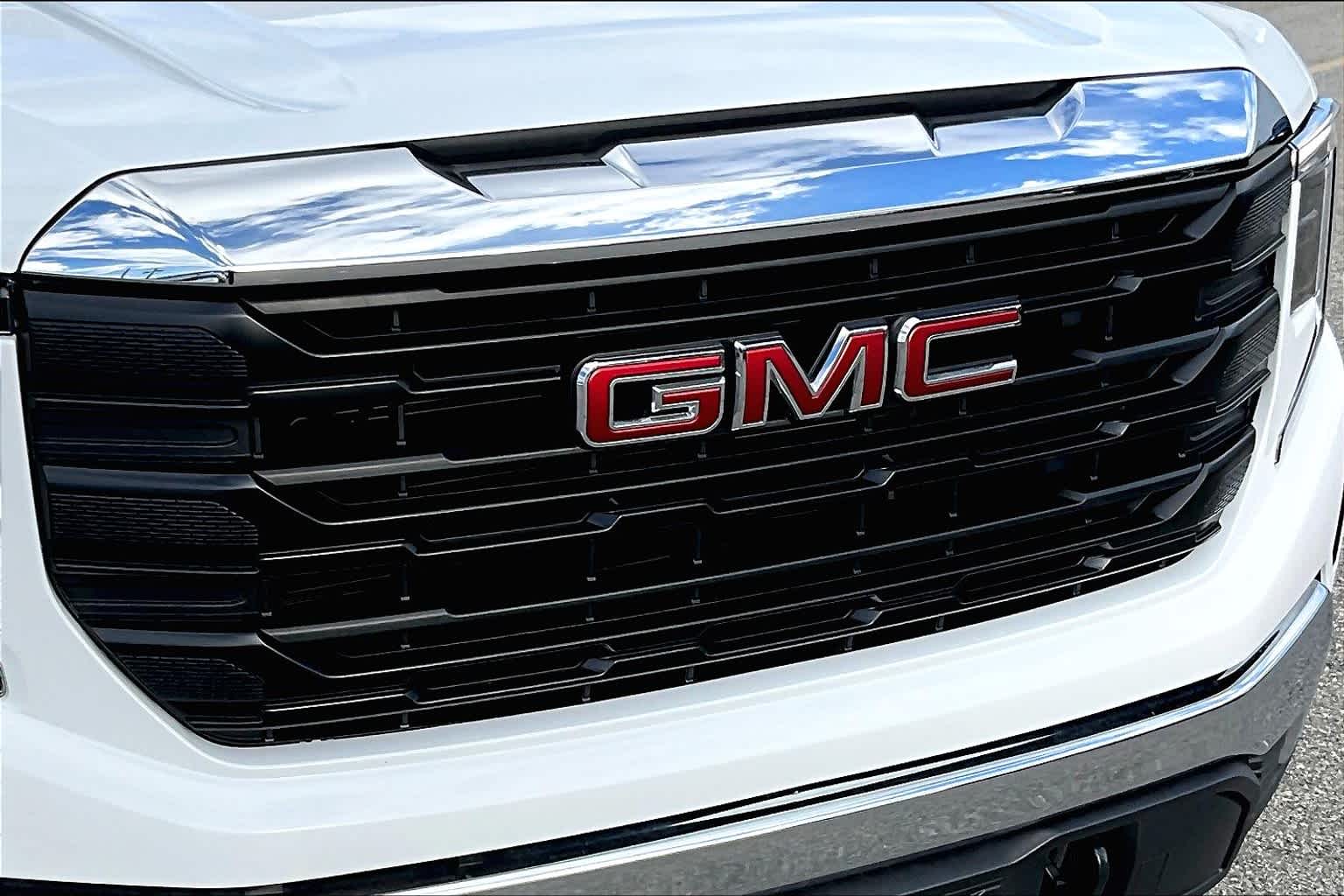 2024 GMC Sierra 1500 Pro - Photo 31