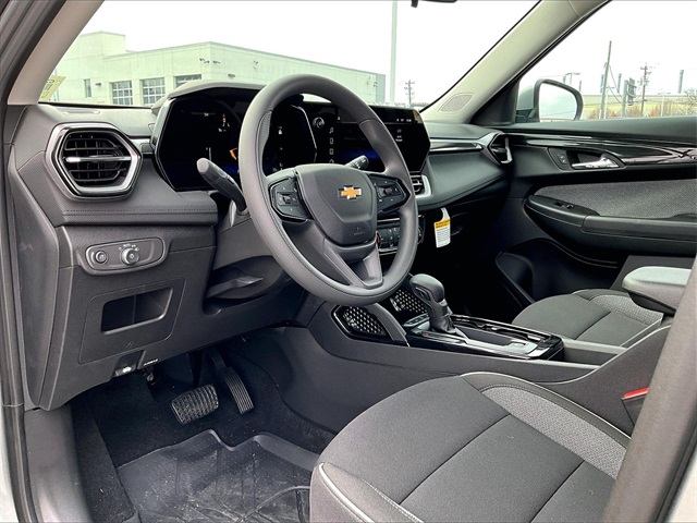 2026 Chevrolet TrailBlazer LT - Photo 8