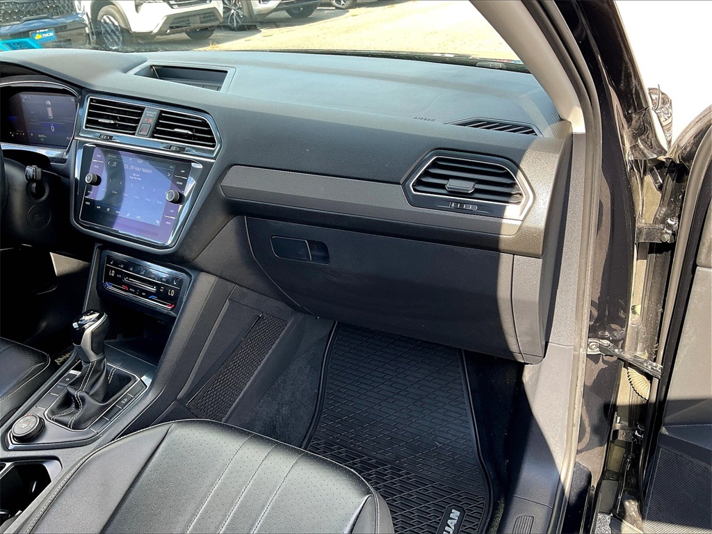 2022 Volkswagen Tiguan 2.0T SE - Photo 12