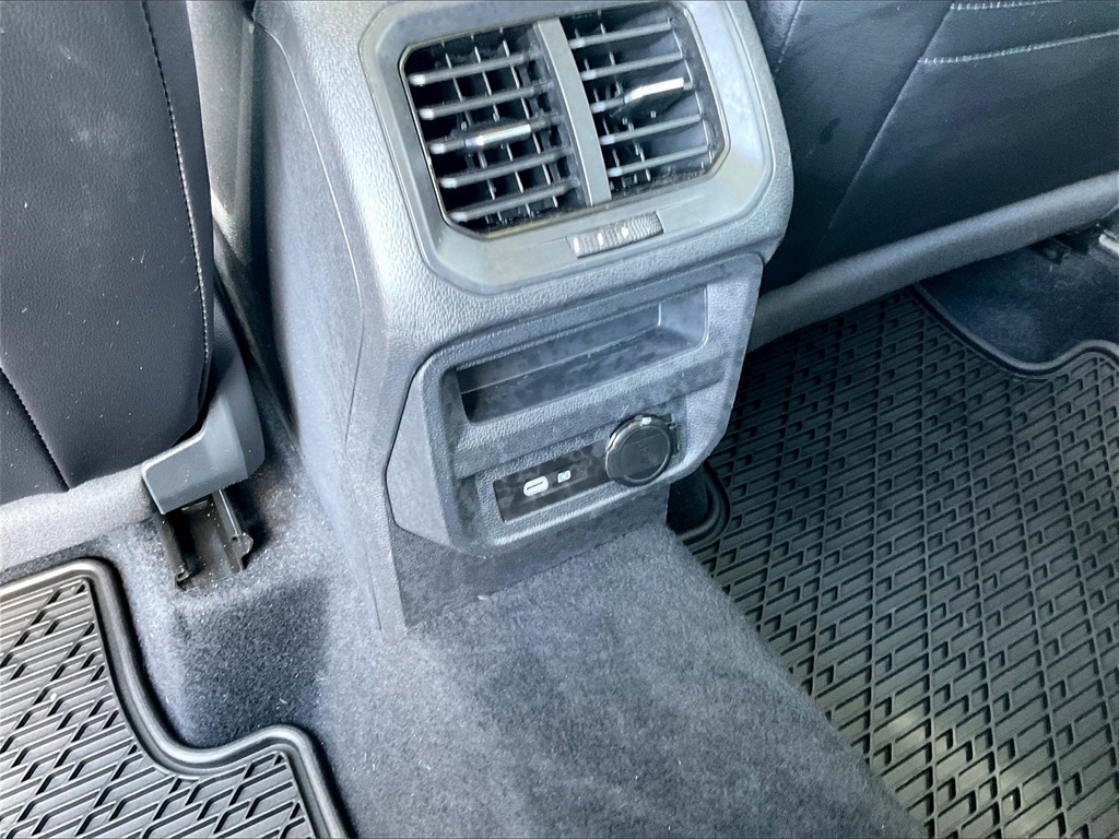 2022 Volkswagen Tiguan 2.0T SE - Photo 26