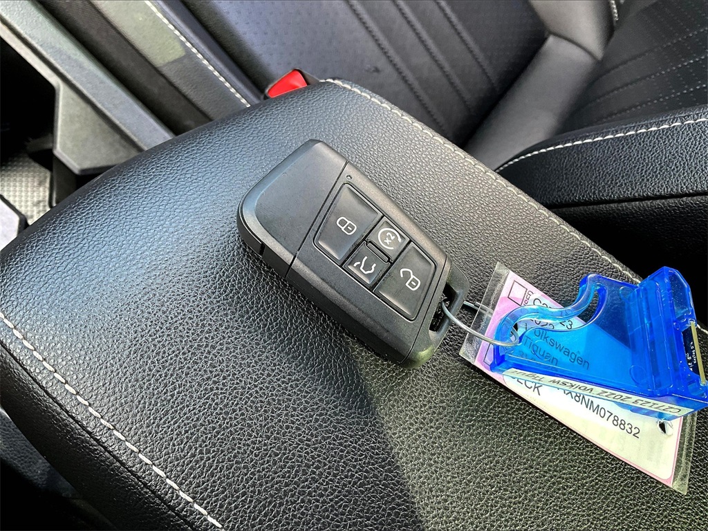 2022 Volkswagen Tiguan 2.0T SE - Photo 28