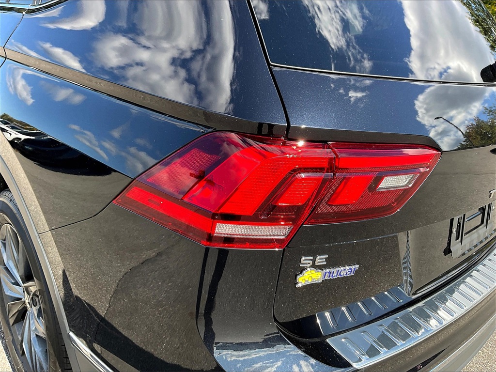 2022 Volkswagen Tiguan 2.0T SE - Photo 31