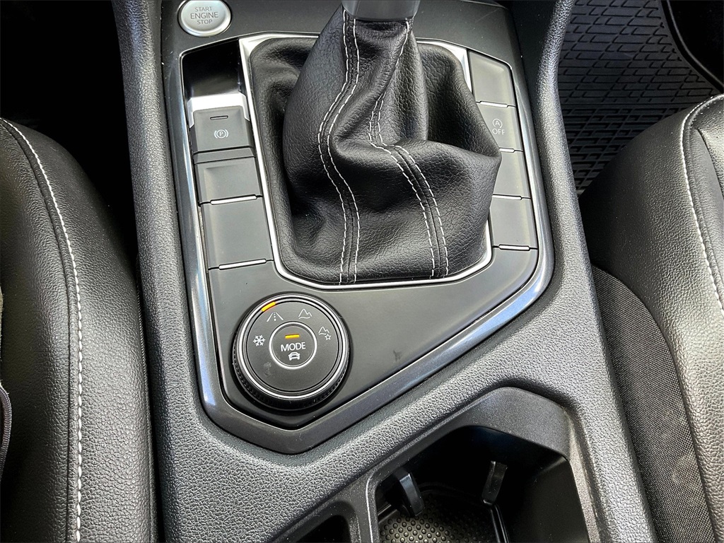 2022 Volkswagen Tiguan 2.0T SE - Photo 33