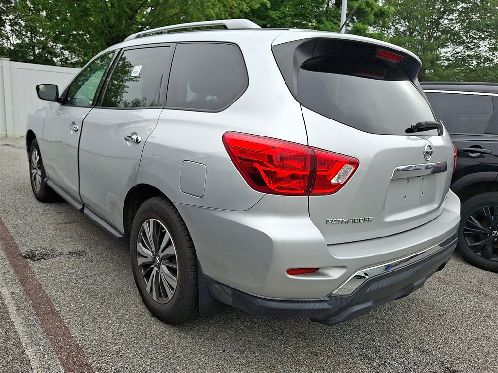 2018 Nissan Pathfinder S - Photo 4