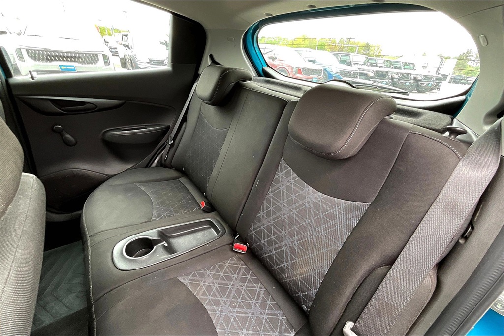 2019 Chevrolet Spark LS - Photo 14