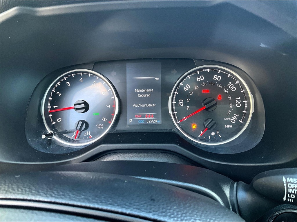 2021 Toyota RAV4 XLE - Photo 25