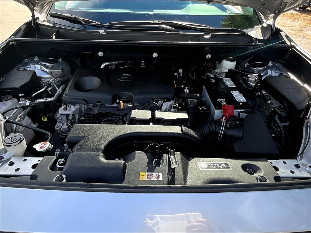 2021 Toyota RAV4 XLE - Photo 29