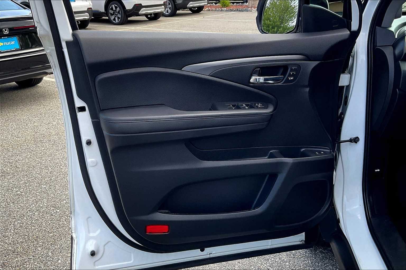 2022 Honda Pilot Special Edition - Photo 9