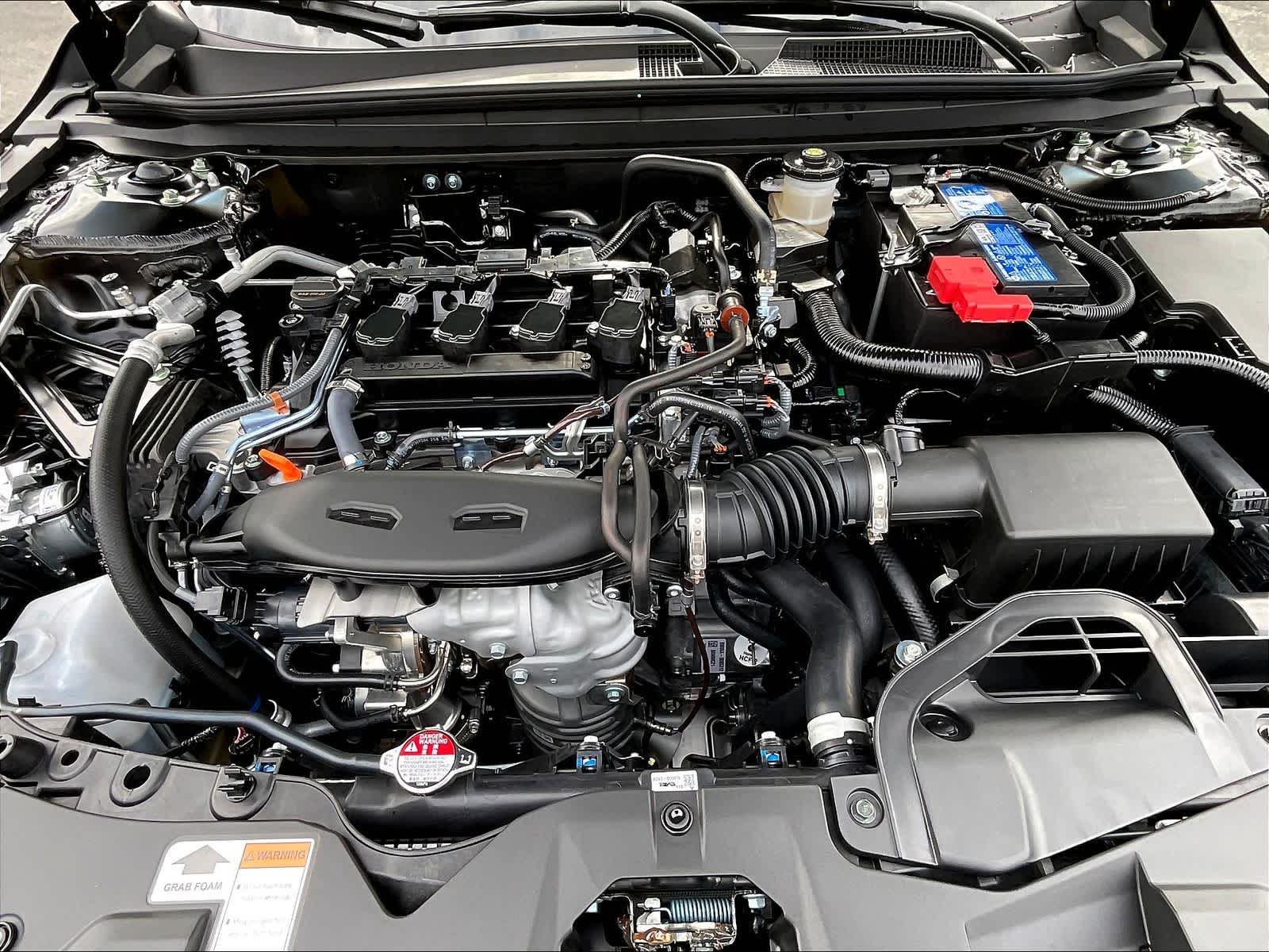 2025 Honda Accord SE - Photo 16