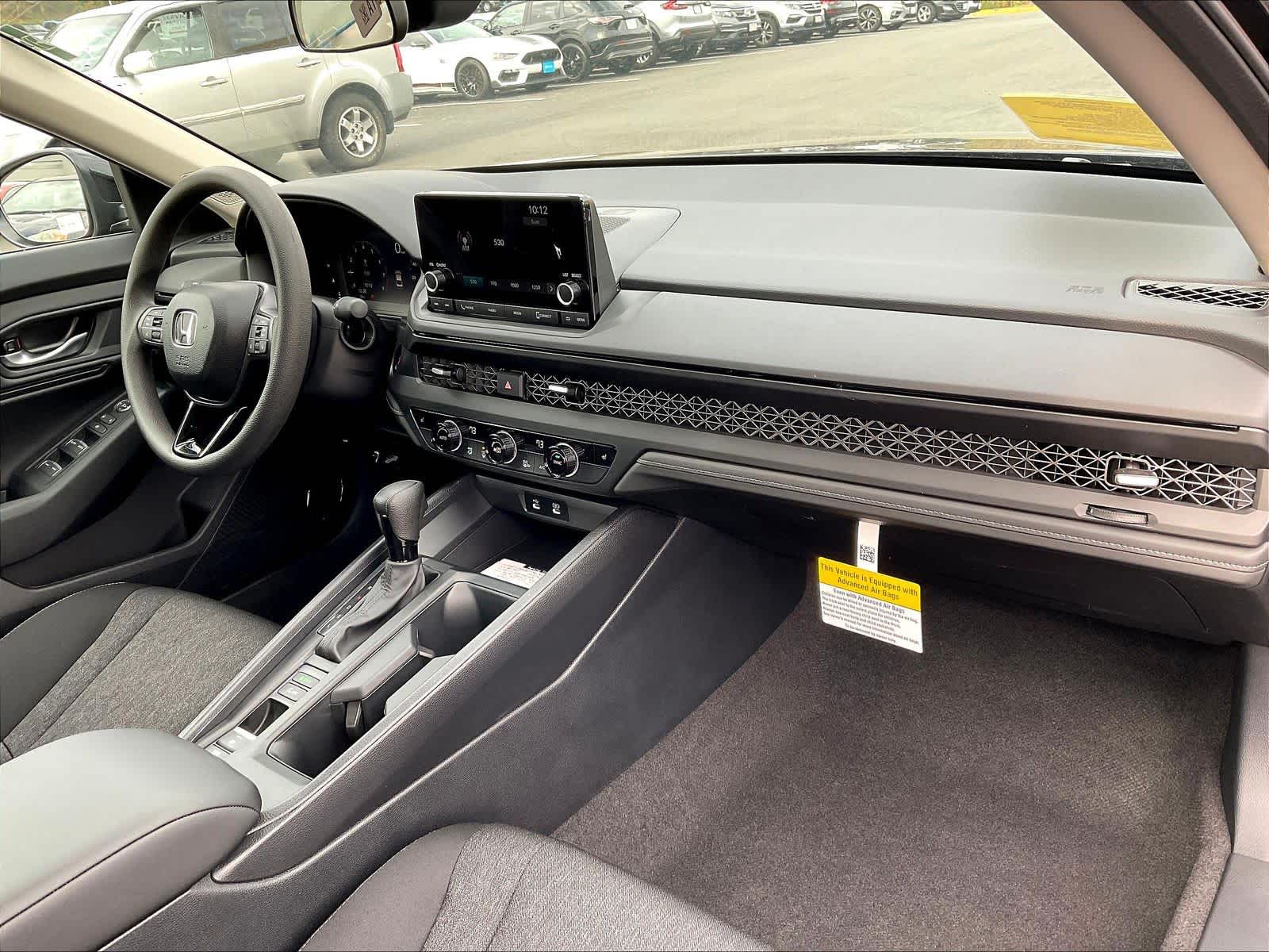 2025 Honda Accord SE - Photo 10