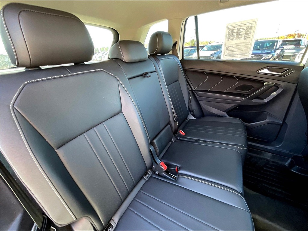 2022 Volkswagen Tiguan 2.0T SE - Photo 15